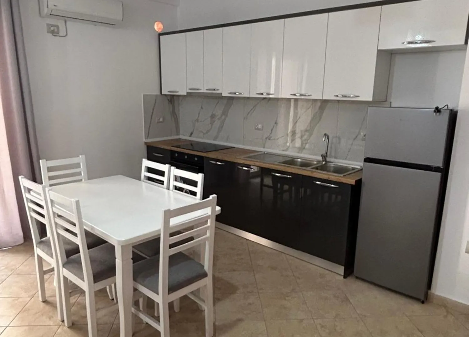 Xenia Apartment Vlore